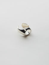 Load image into Gallery viewer, ニュアンスオーバルリング シルバー