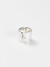 Load image into Gallery viewer, FLAT RING M