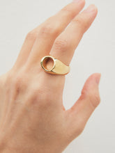 画像をギャラリービューアに読み込む, NUANCE OVAL RING
