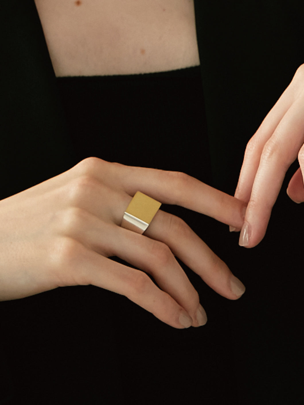 -NEW-【Pre-order】SQUARE SCULPTURE RING