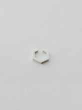画像をギャラリービューアに読み込む, HEXAGON EAR CUFF
