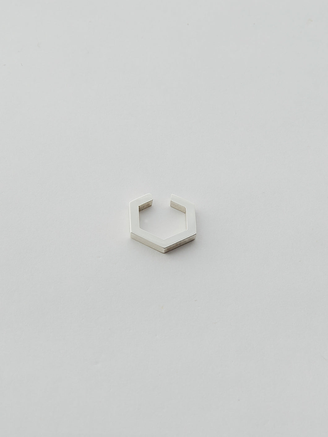 HEXAGON EAR CUFF