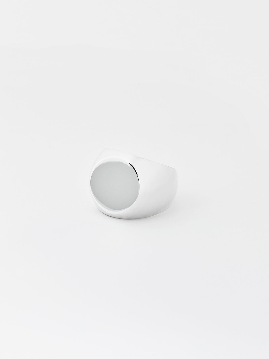 ROUND SCULPTURE RING
